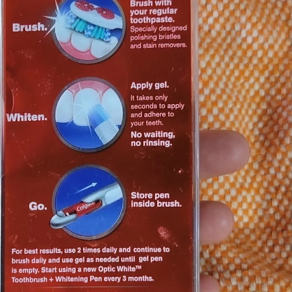 COPY - NWOT Colgate Optic White Toothbrush+Built In Whitening Pen Travel Size